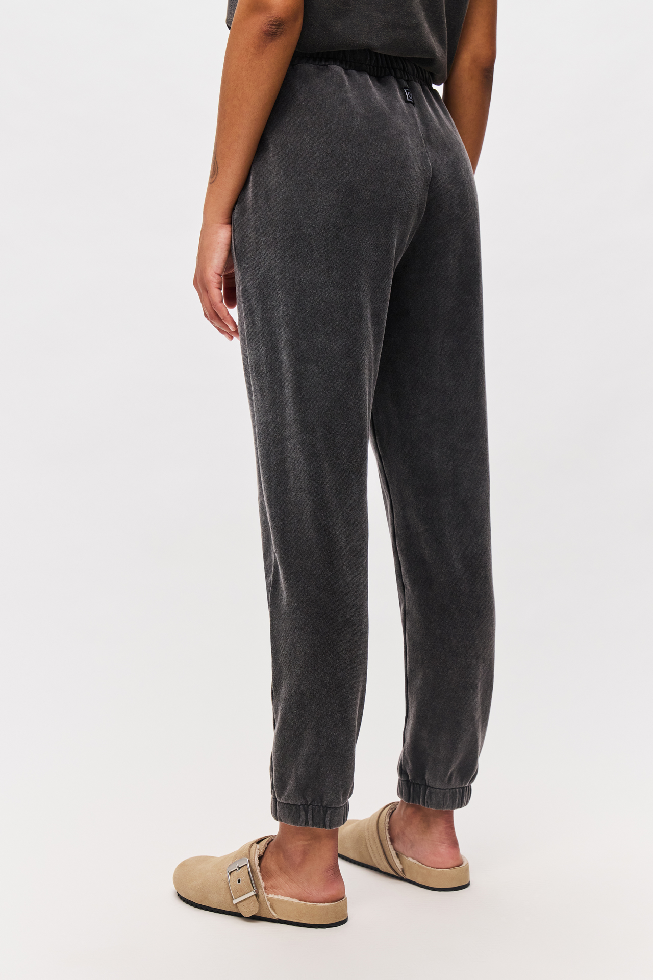 REGULAR CUFFED SWEATPANTS