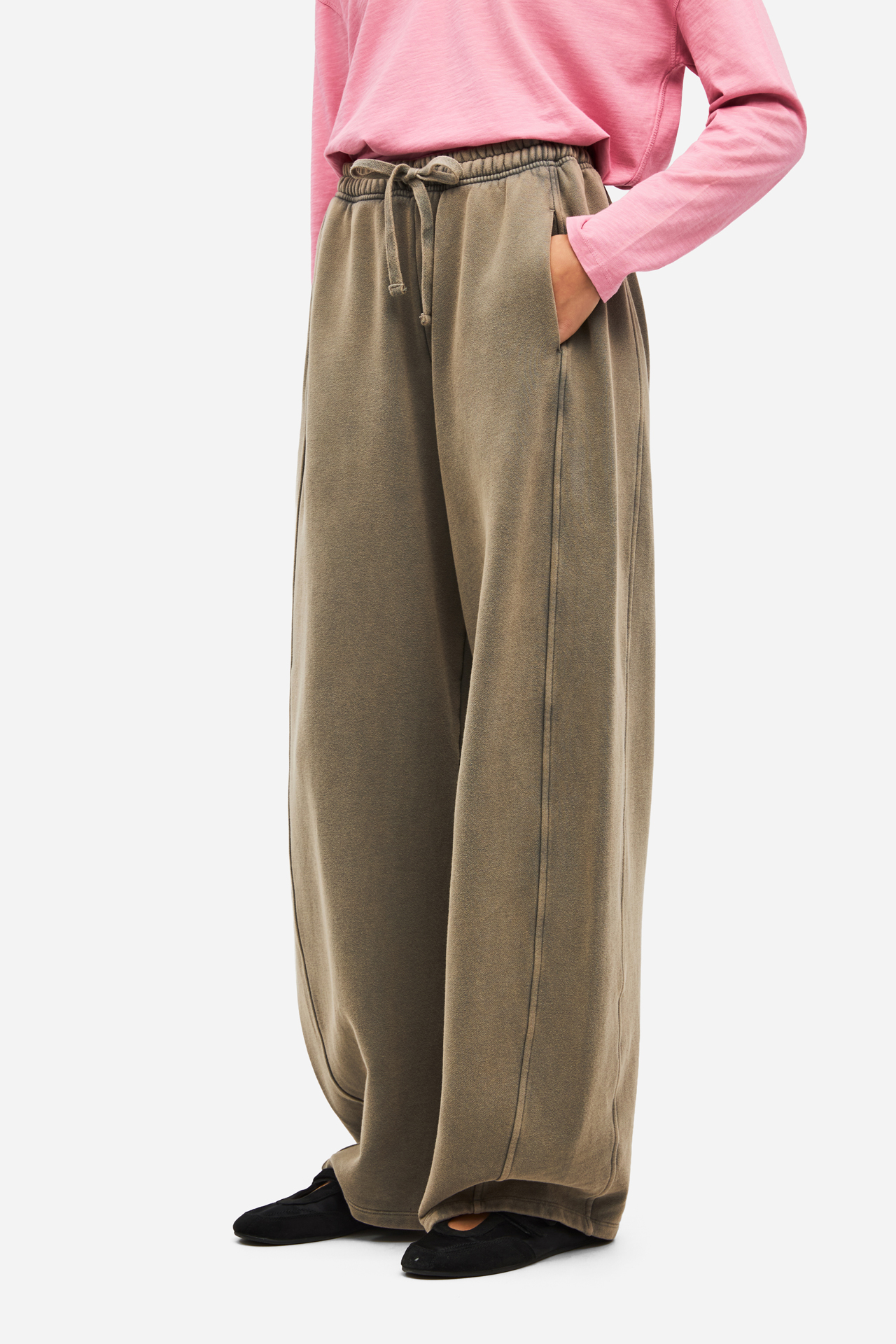 BARREL FIT SWEATPANTS