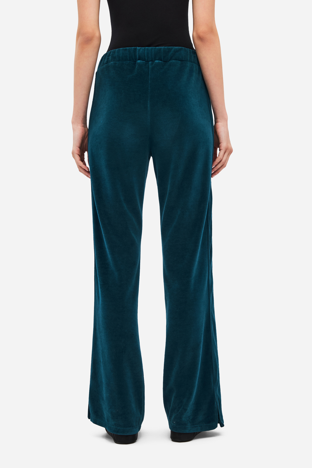 VELVET FLARED SWEATPANTS