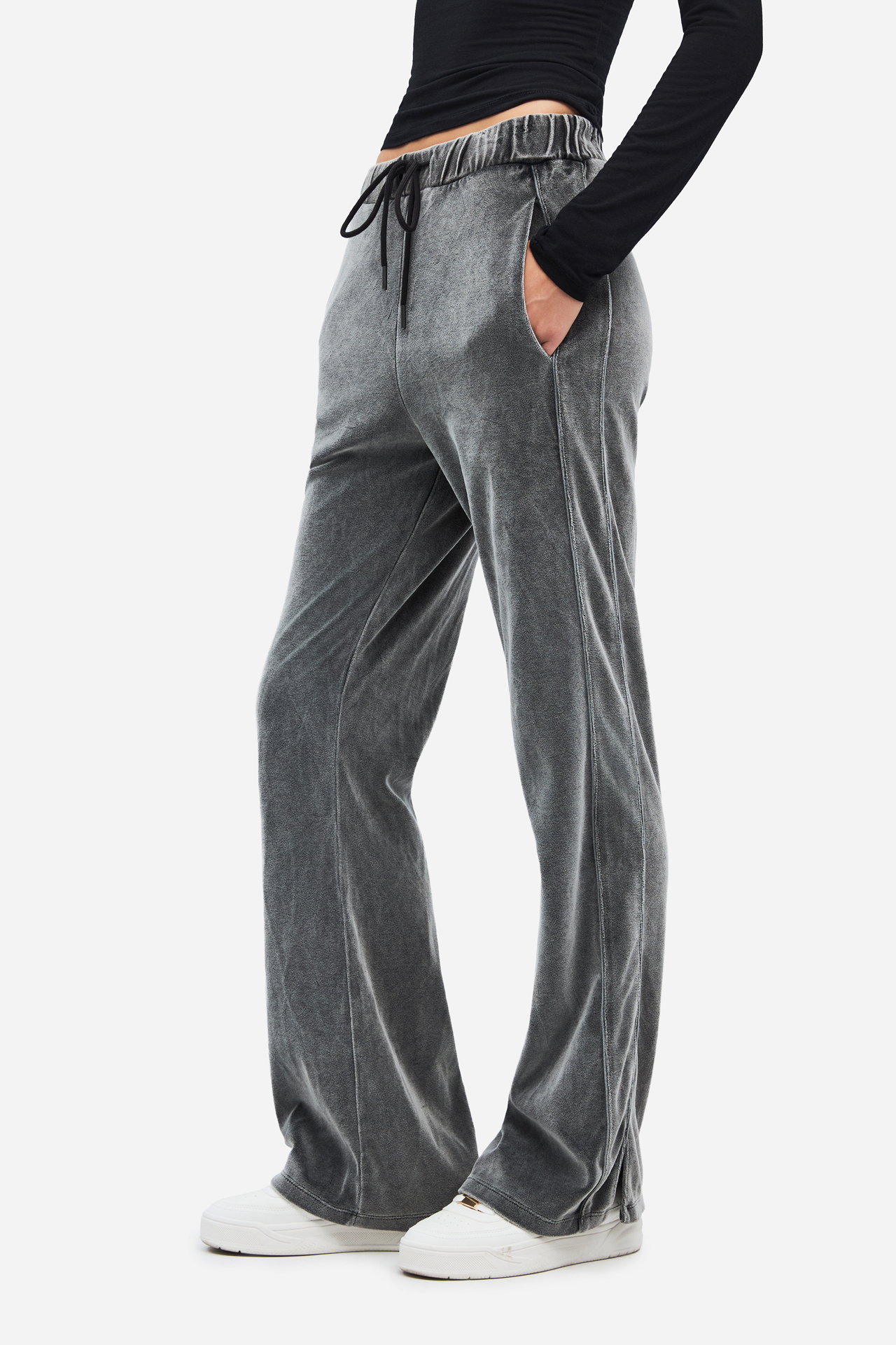 VELVET FLARED SWEATPANTS