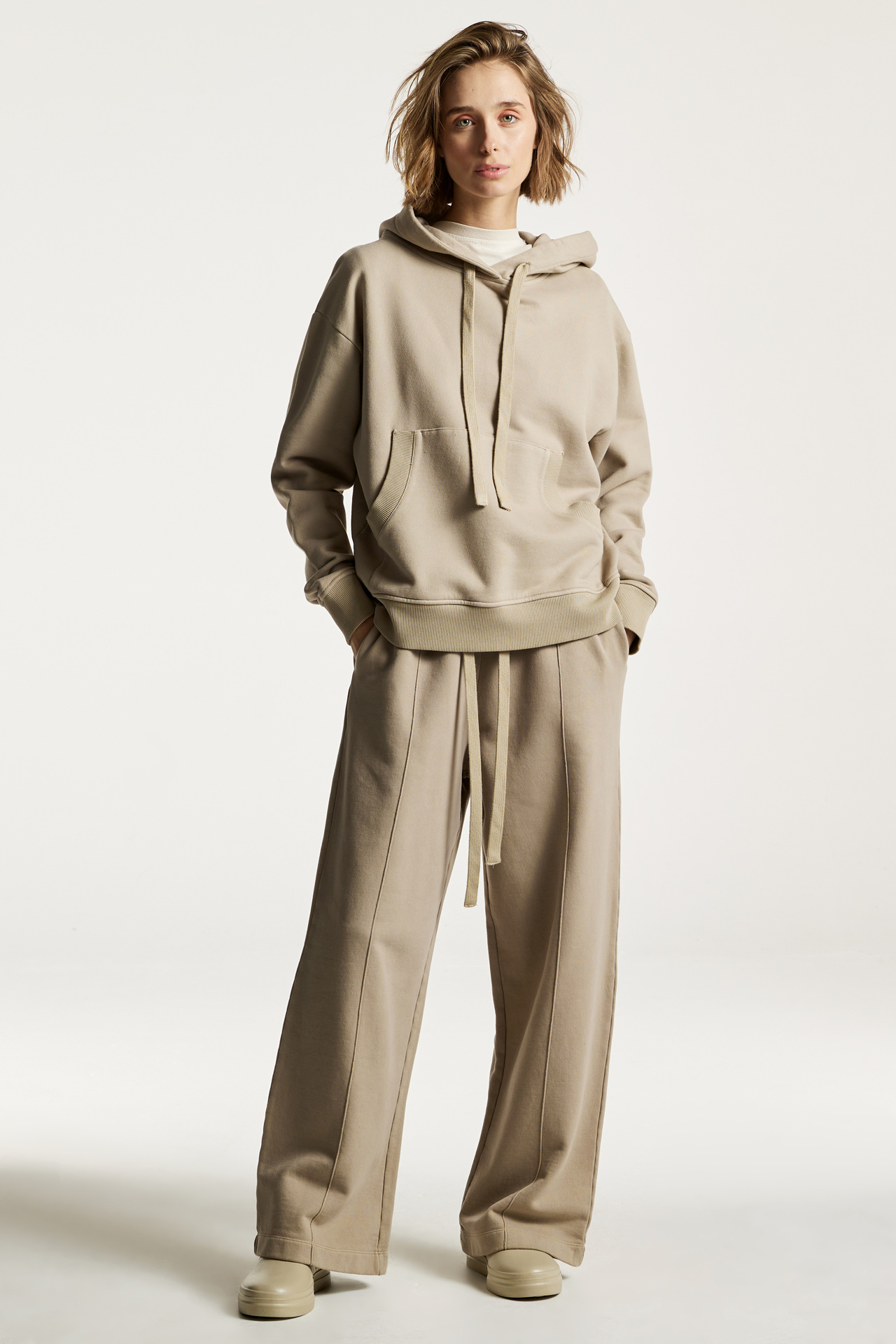 Pleated sweatpants outlet