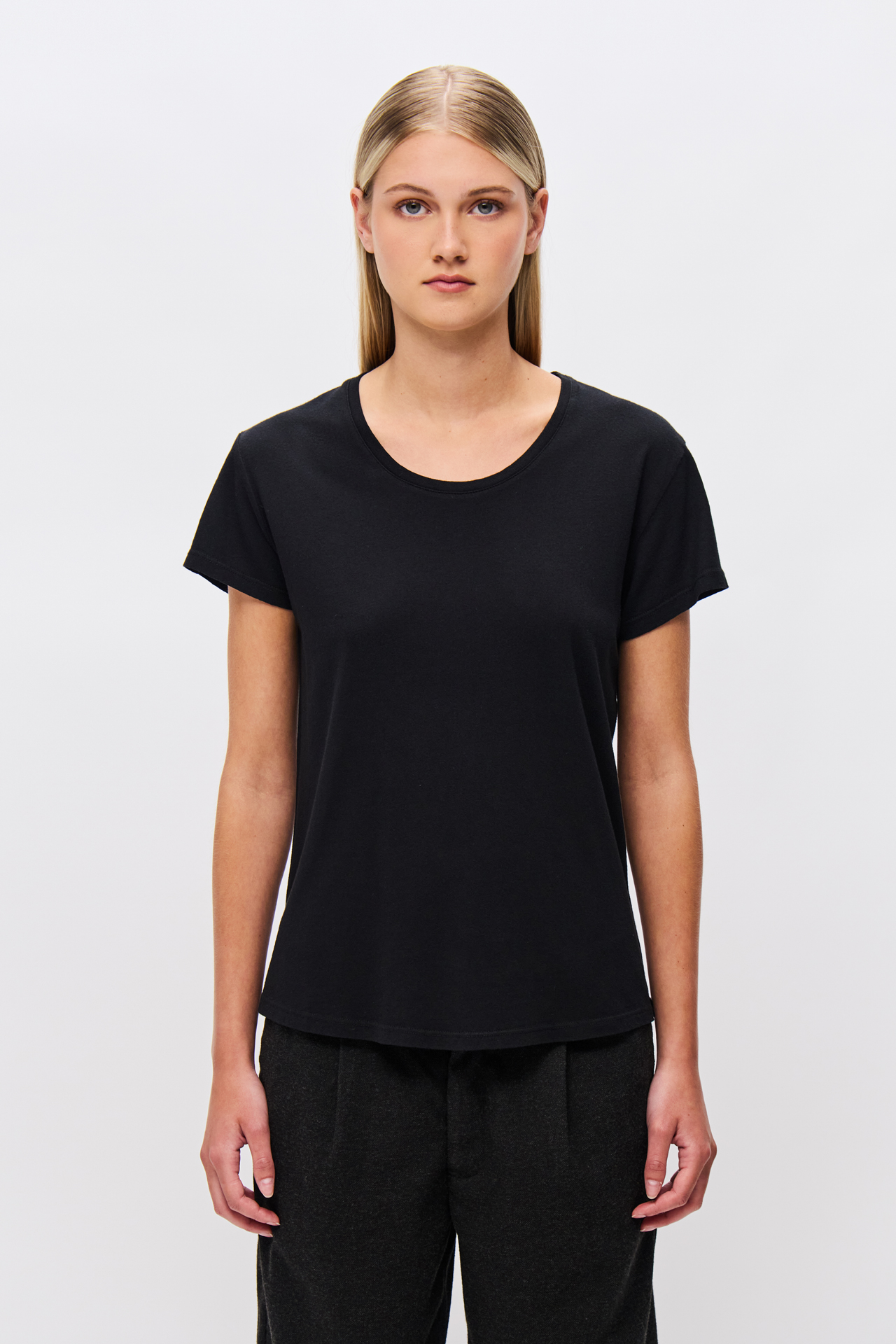 ROUNDNECK T-SHIRT