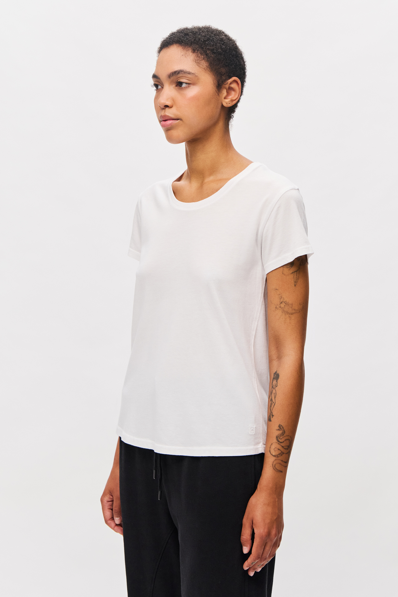 ROUNDNECK T-SHIRT