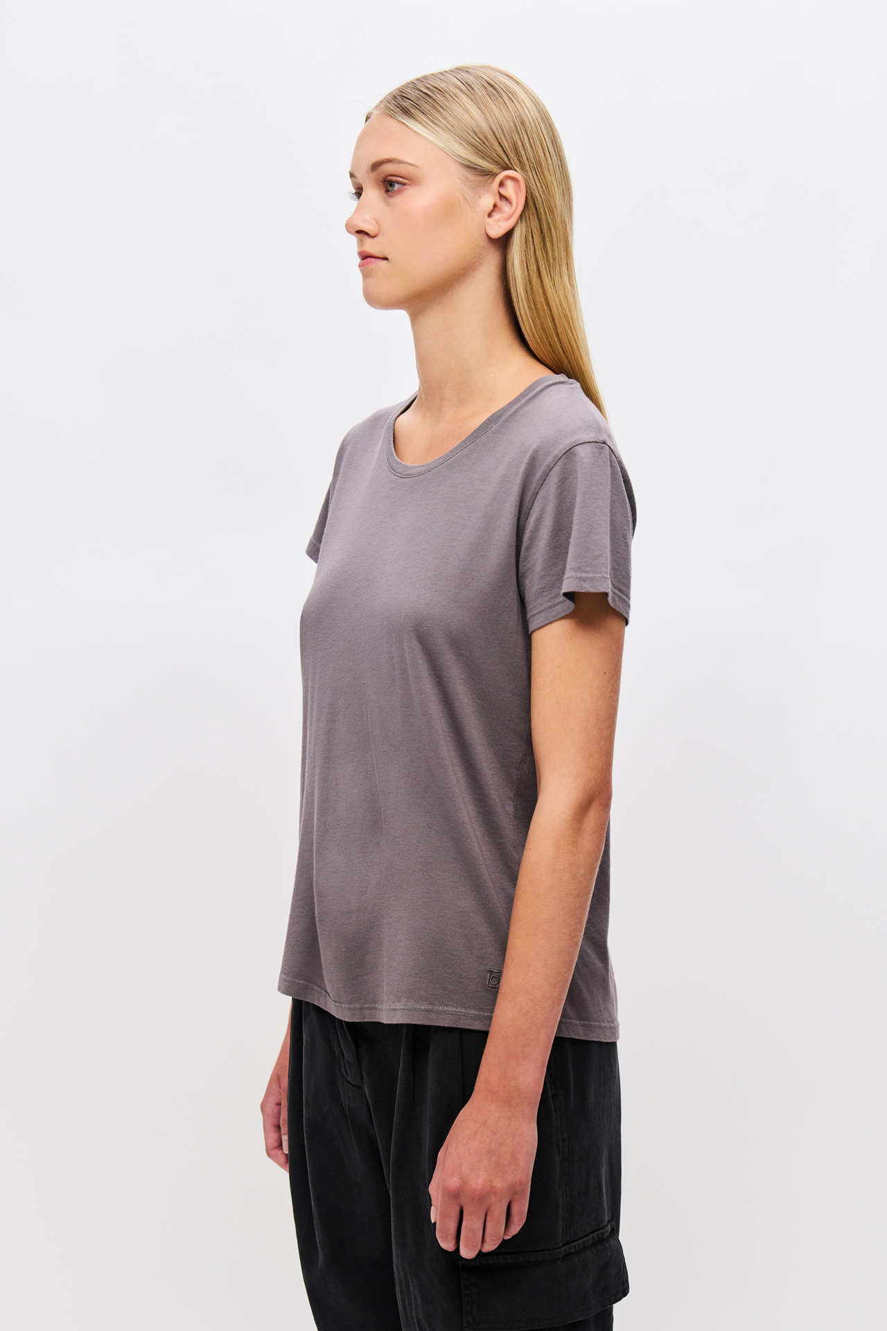 ROUNDNECK T-SHIRT