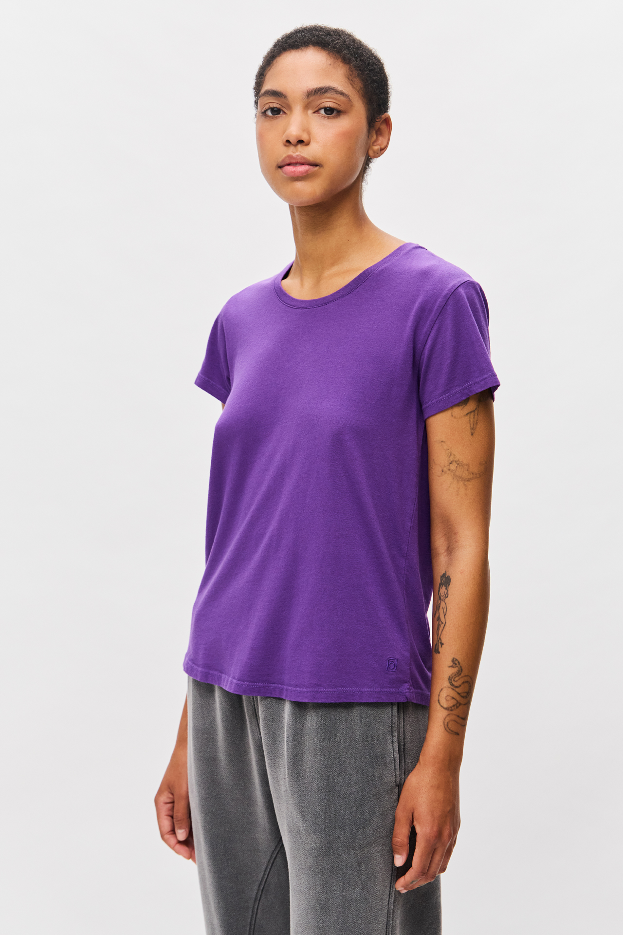 ROUNDNECK T-SHIRT