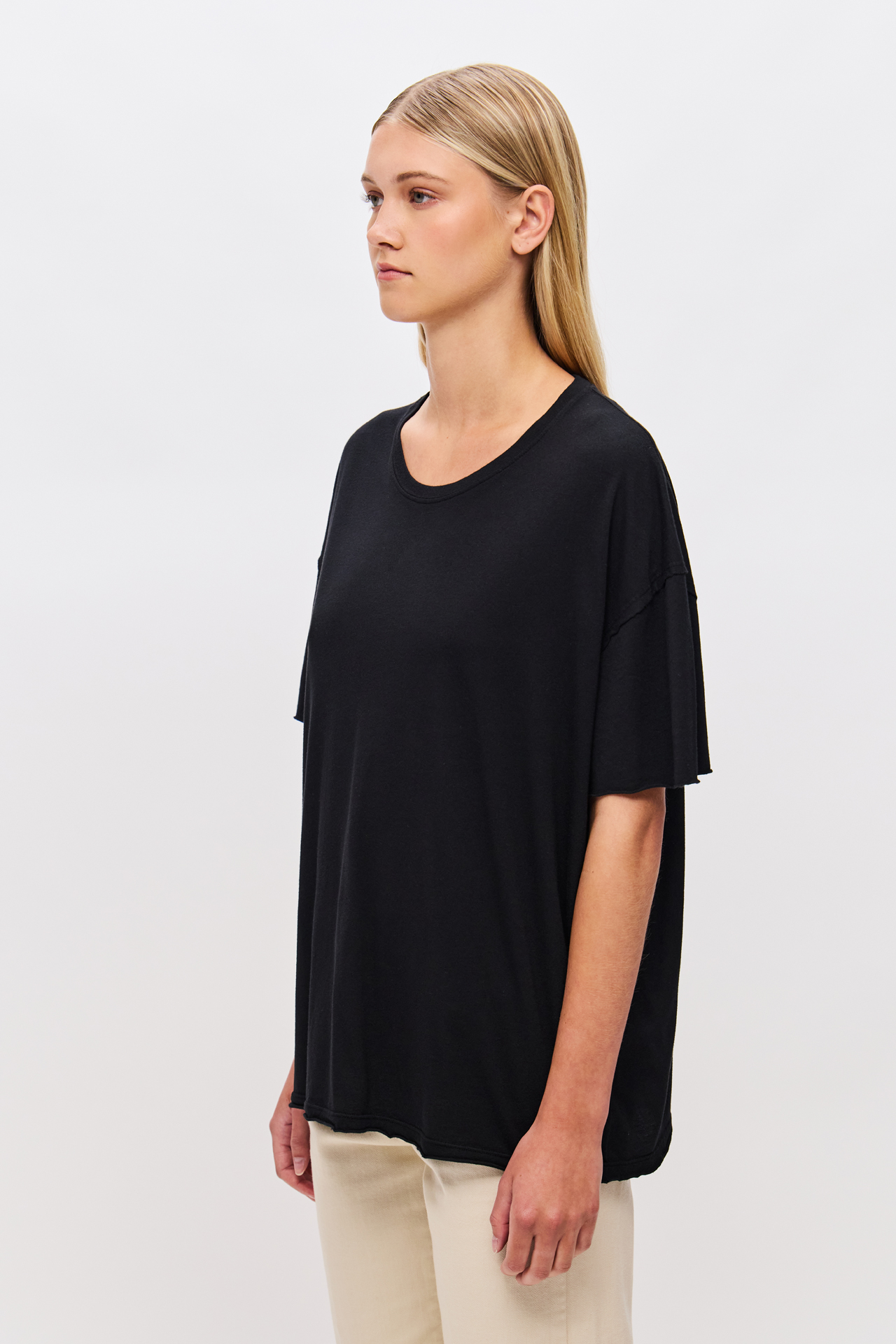 OVERSIZED T-SHIRT WITH RAW EDGES