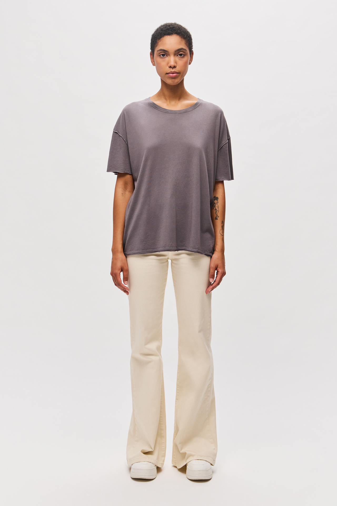 OVERSIZED T-SHIRT WITH RAW EDGES