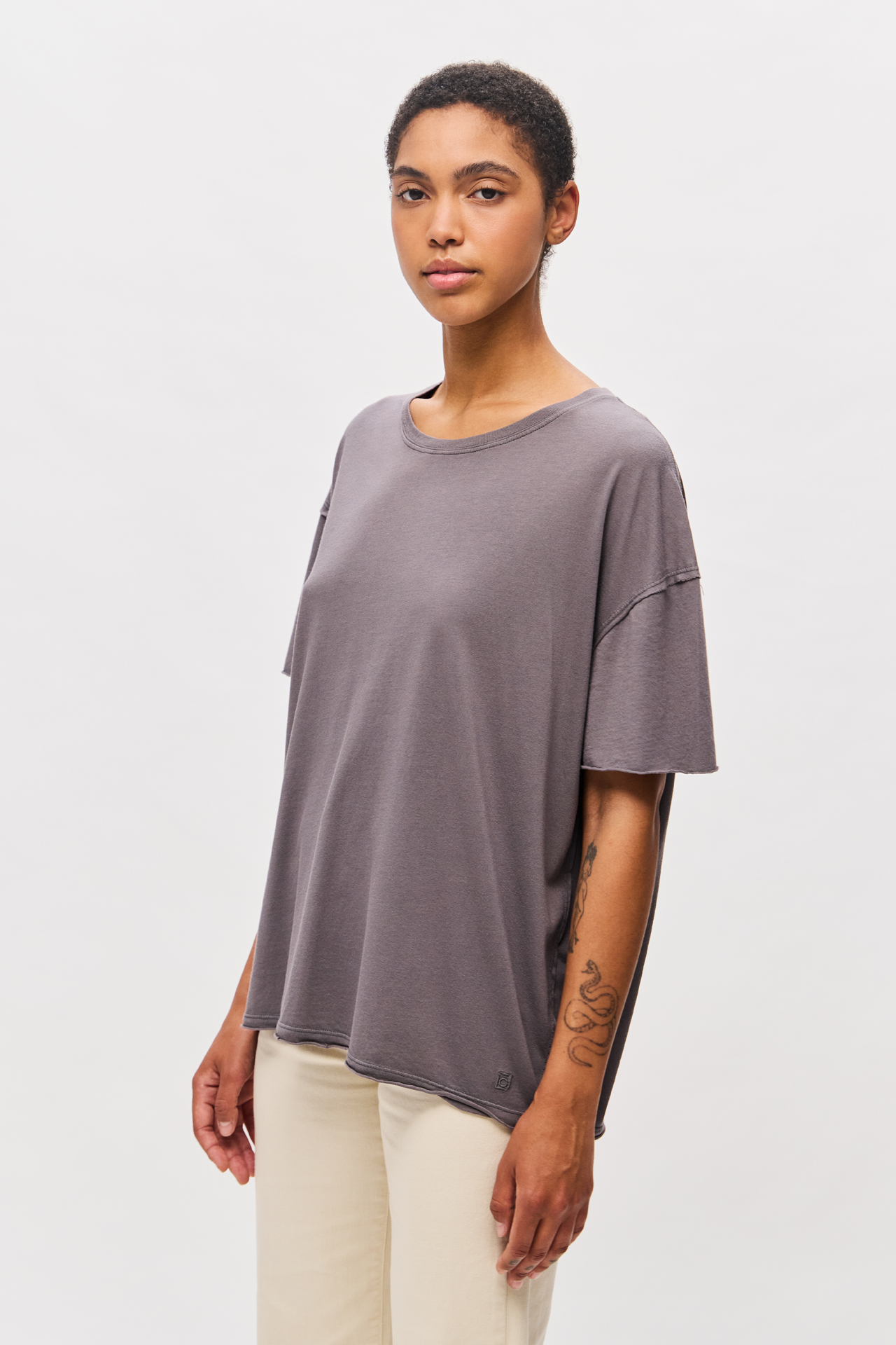 OVERSIZED T-SHIRT WITH RAW EDGES