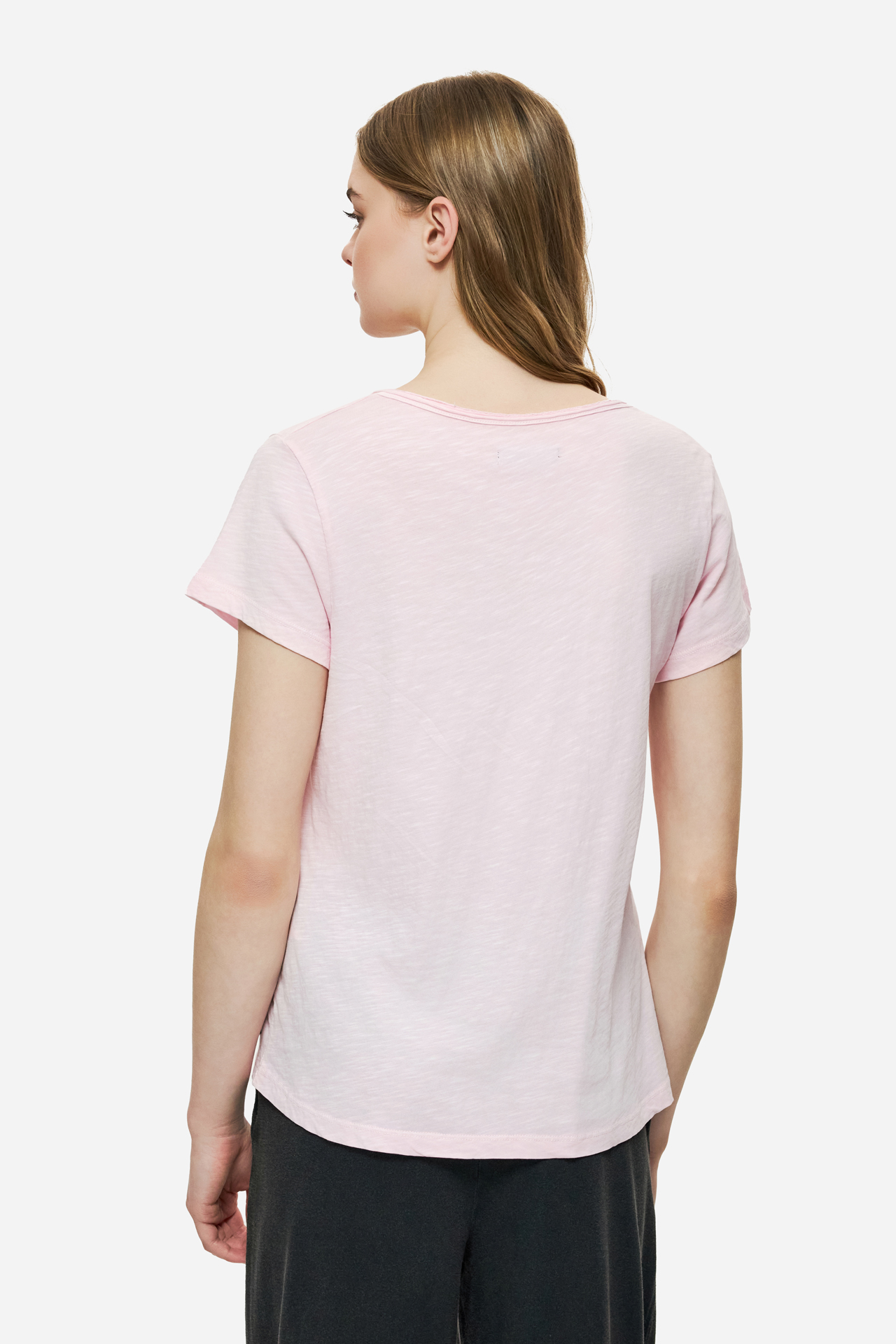 V-NECK T-SHIRT