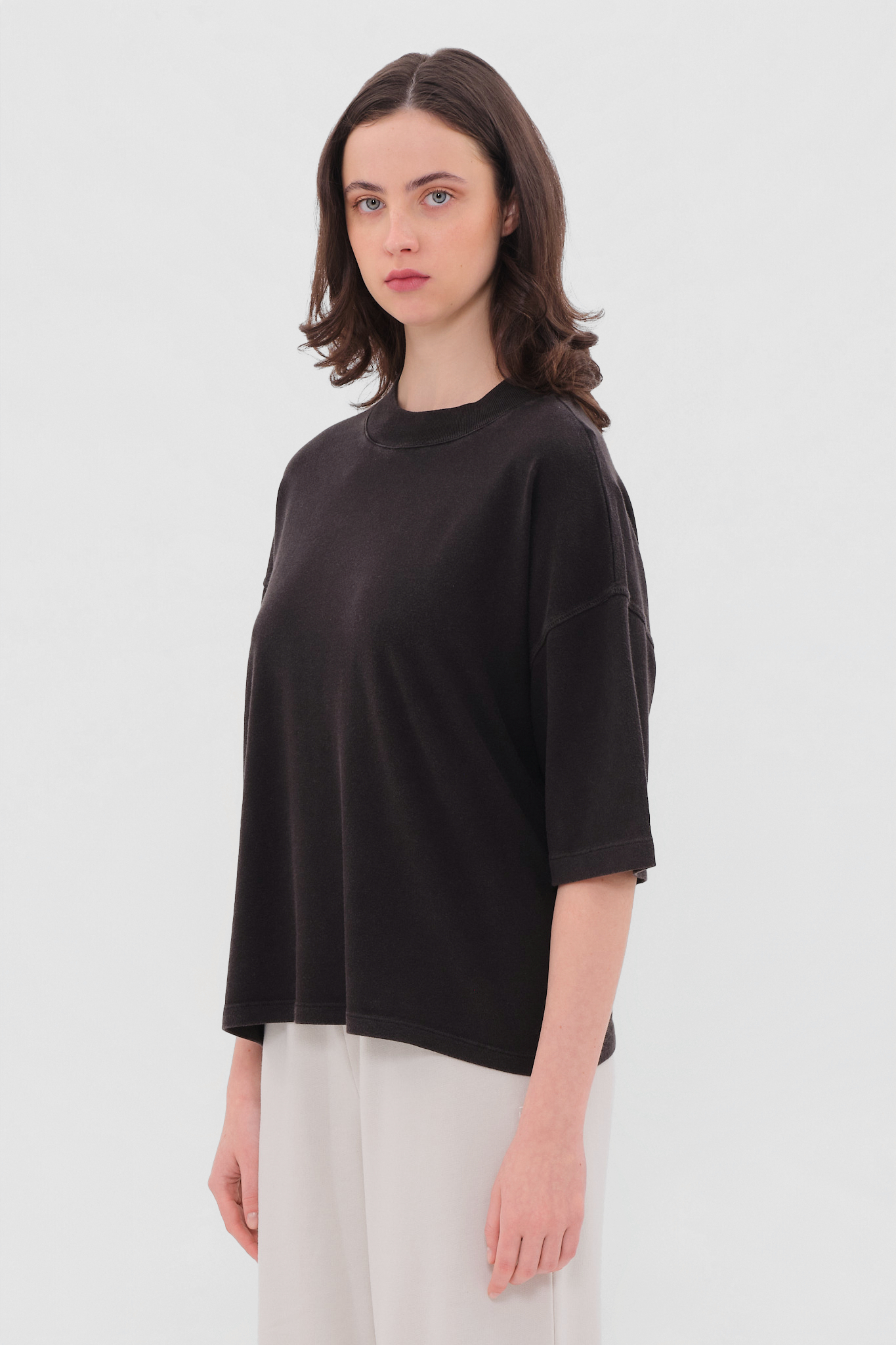OVERSIZED MOCK-NECK T-SHIRT