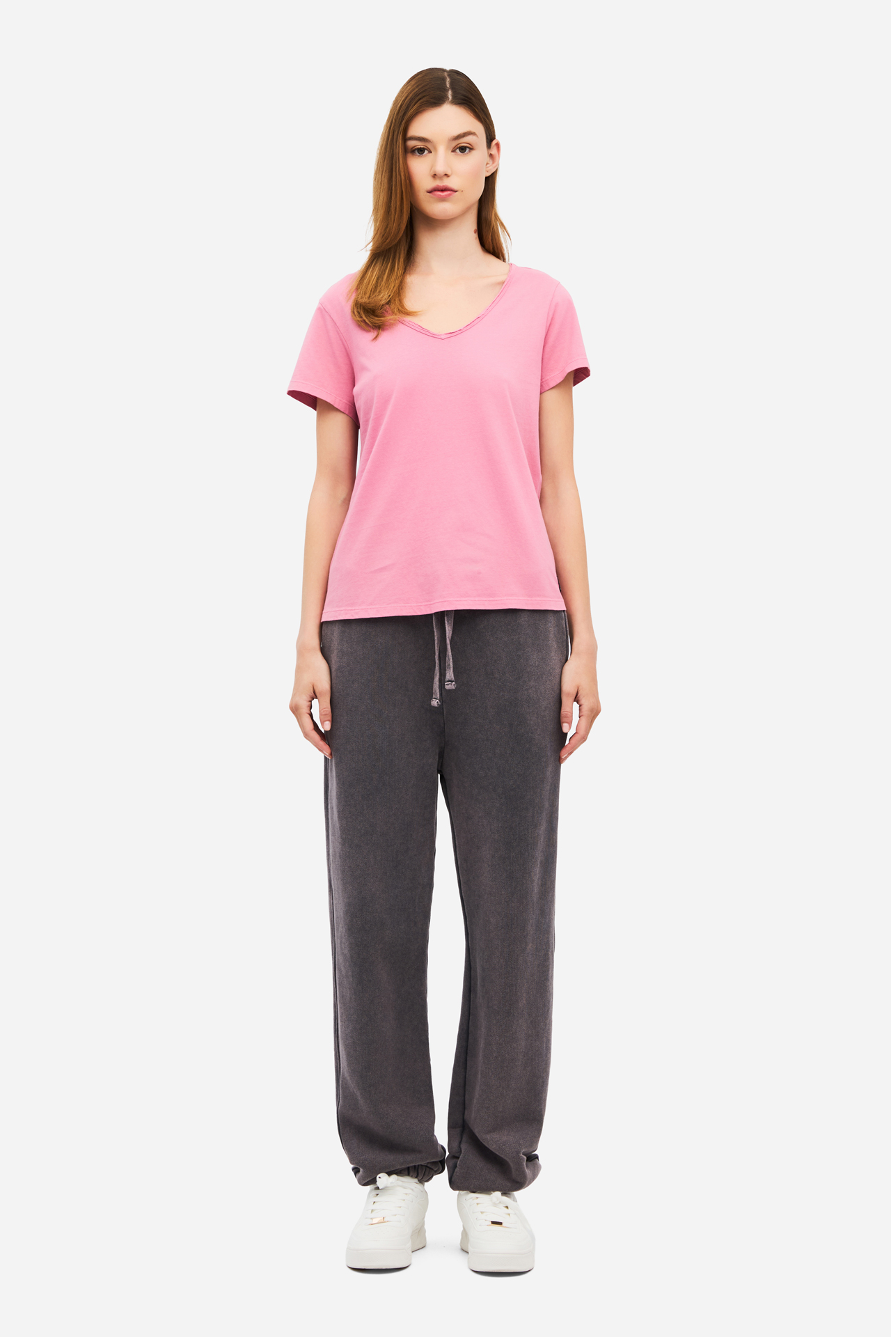 V-NECK T-SHIRT WITH PIPING