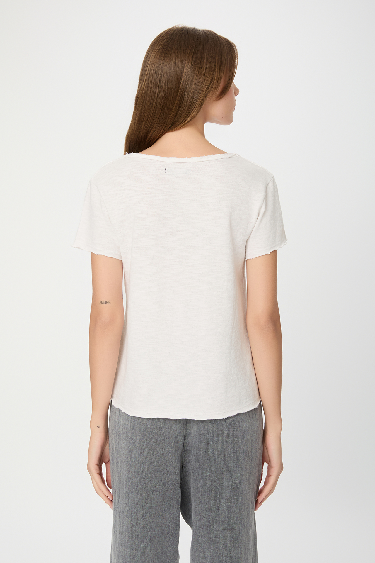 T-SHIRT WITH RAW EDGES