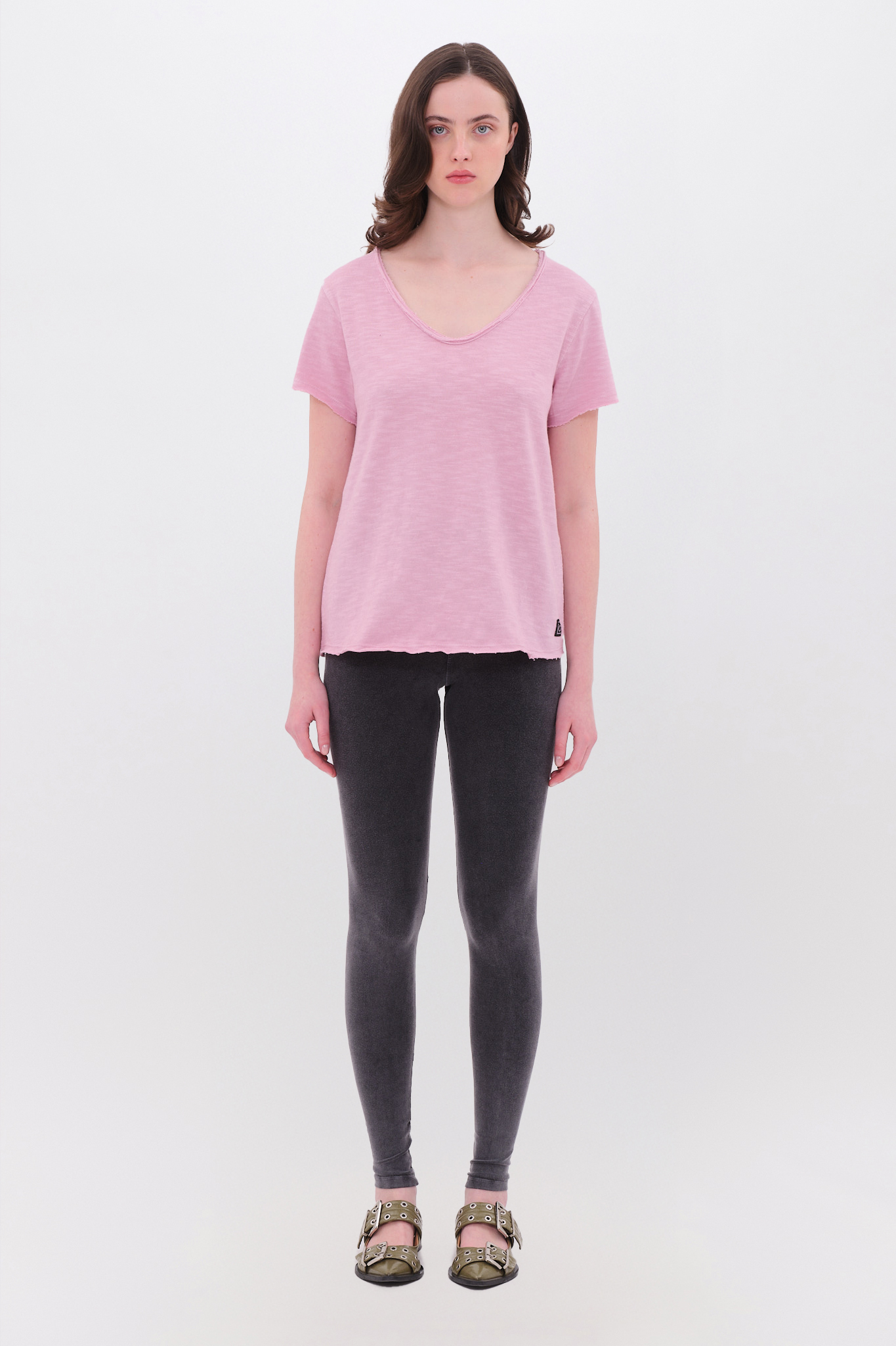 T-SHIRT WITH RAW EDGES