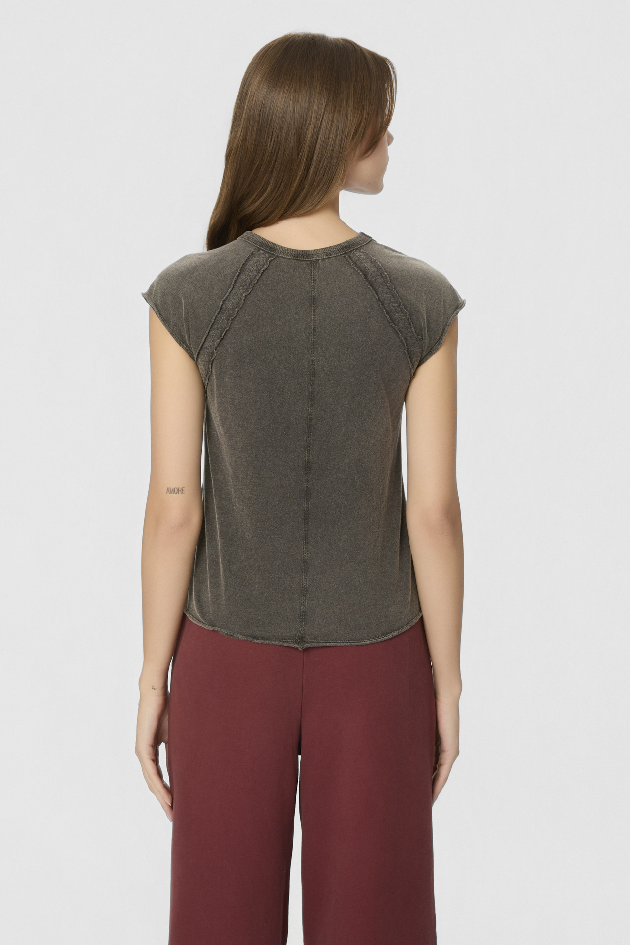 RAGLAN T-SHIRT WITH OPEN SEAMS