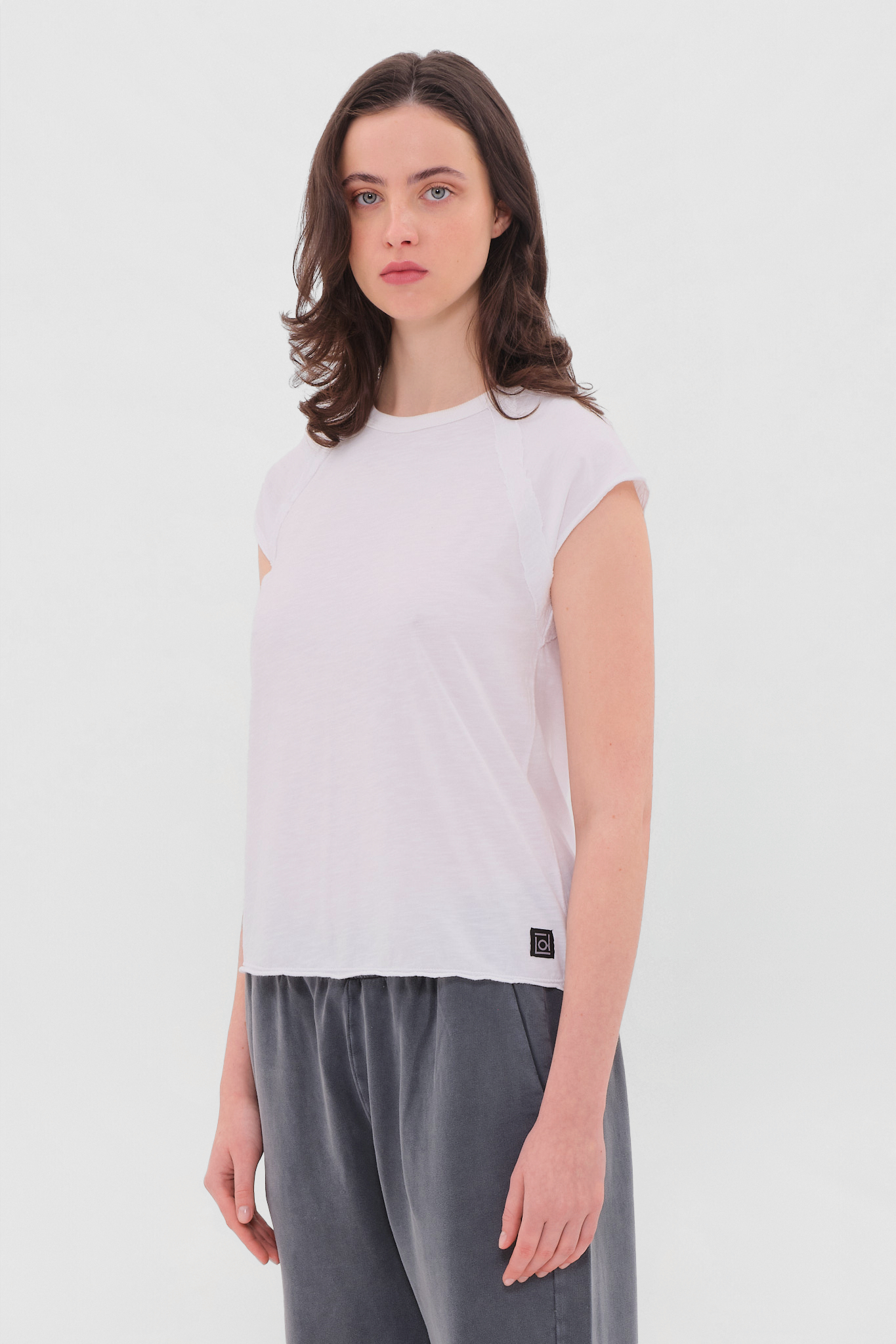 RAGLAN T-SHIRT WITH OPEN SEAMS