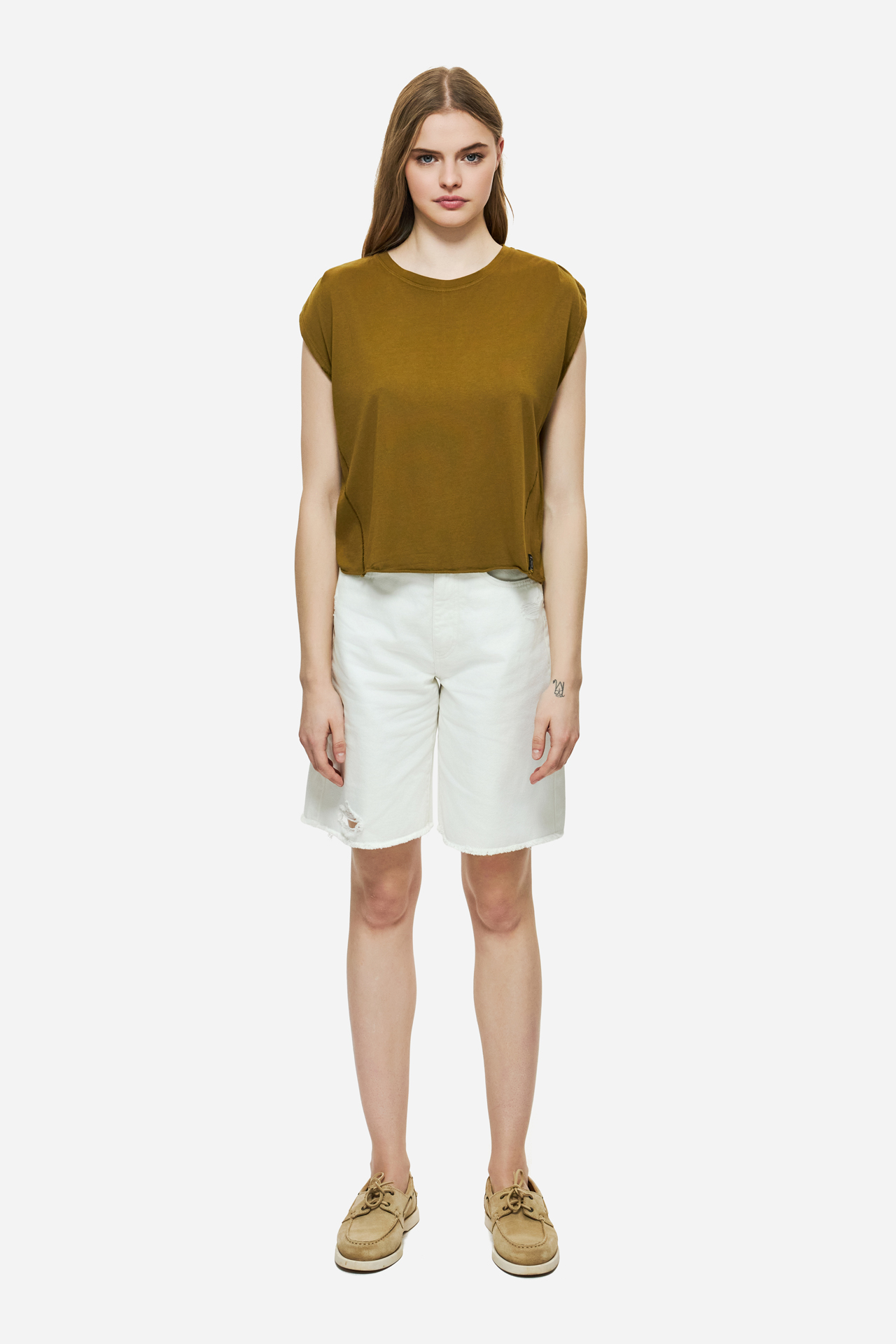BOXY T-SHIRT WITH SLEEVE DETAIL