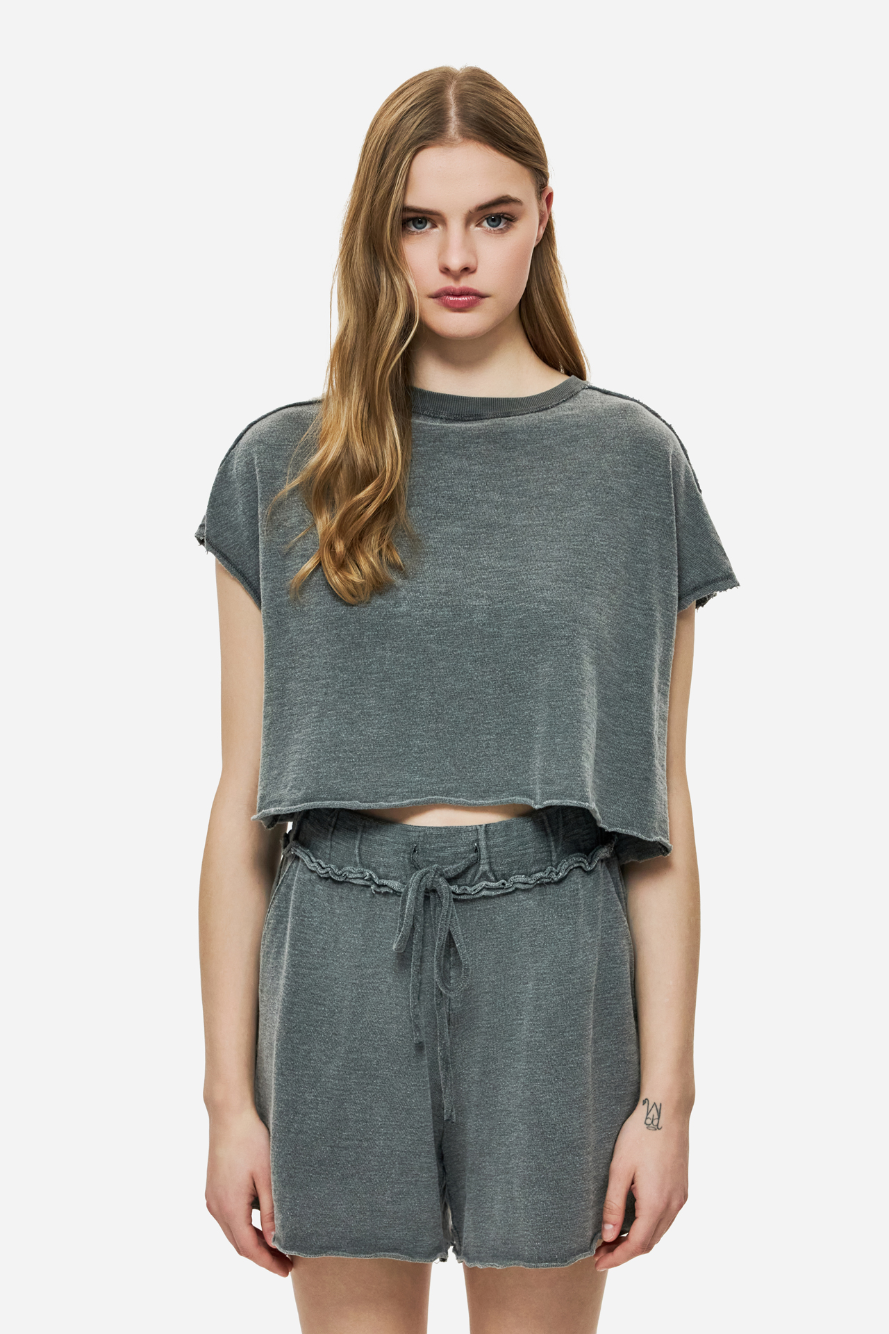 RELAXED RAW CUT T-SHIRT