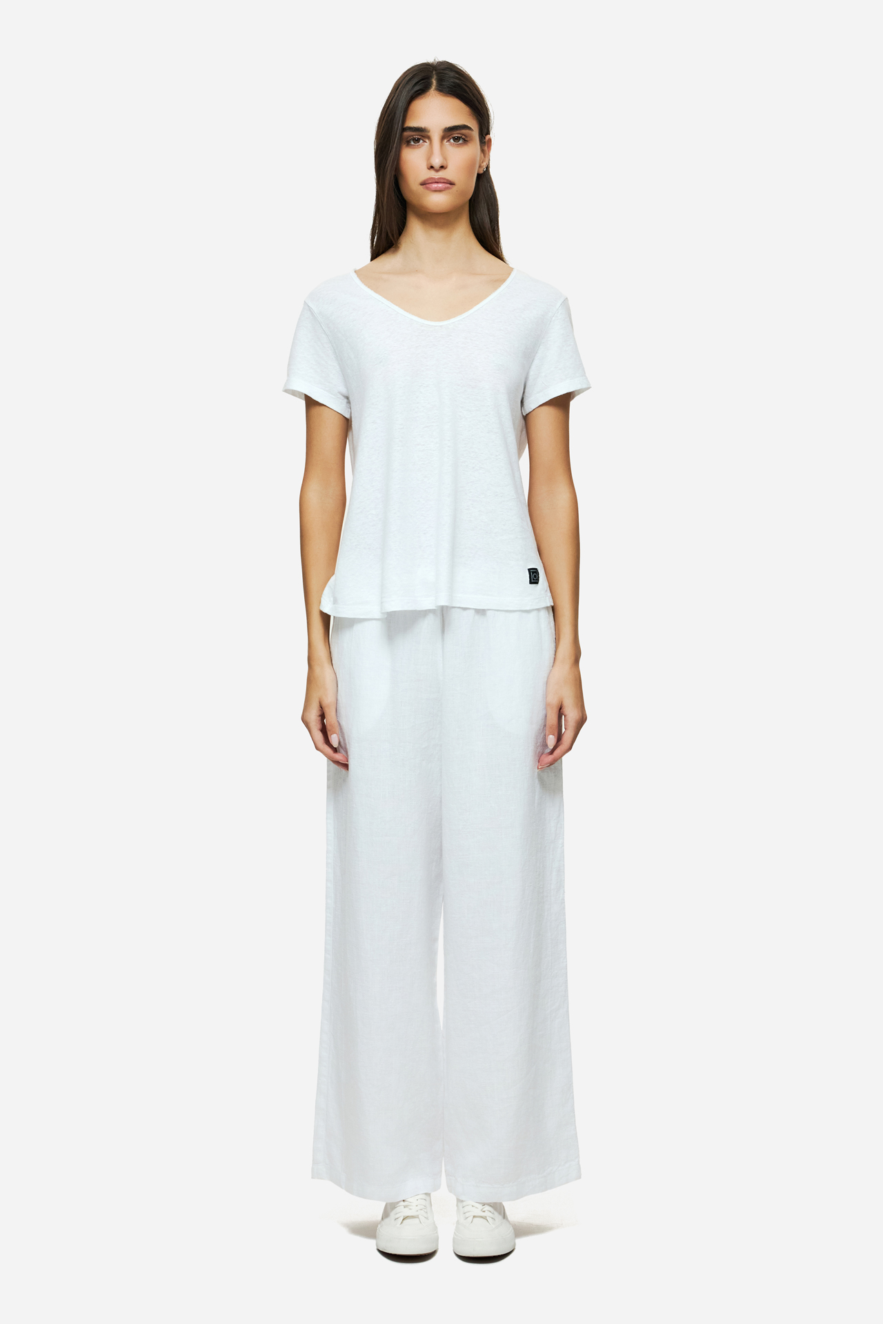 V-NECK LINEN BLEND T-SHIRT