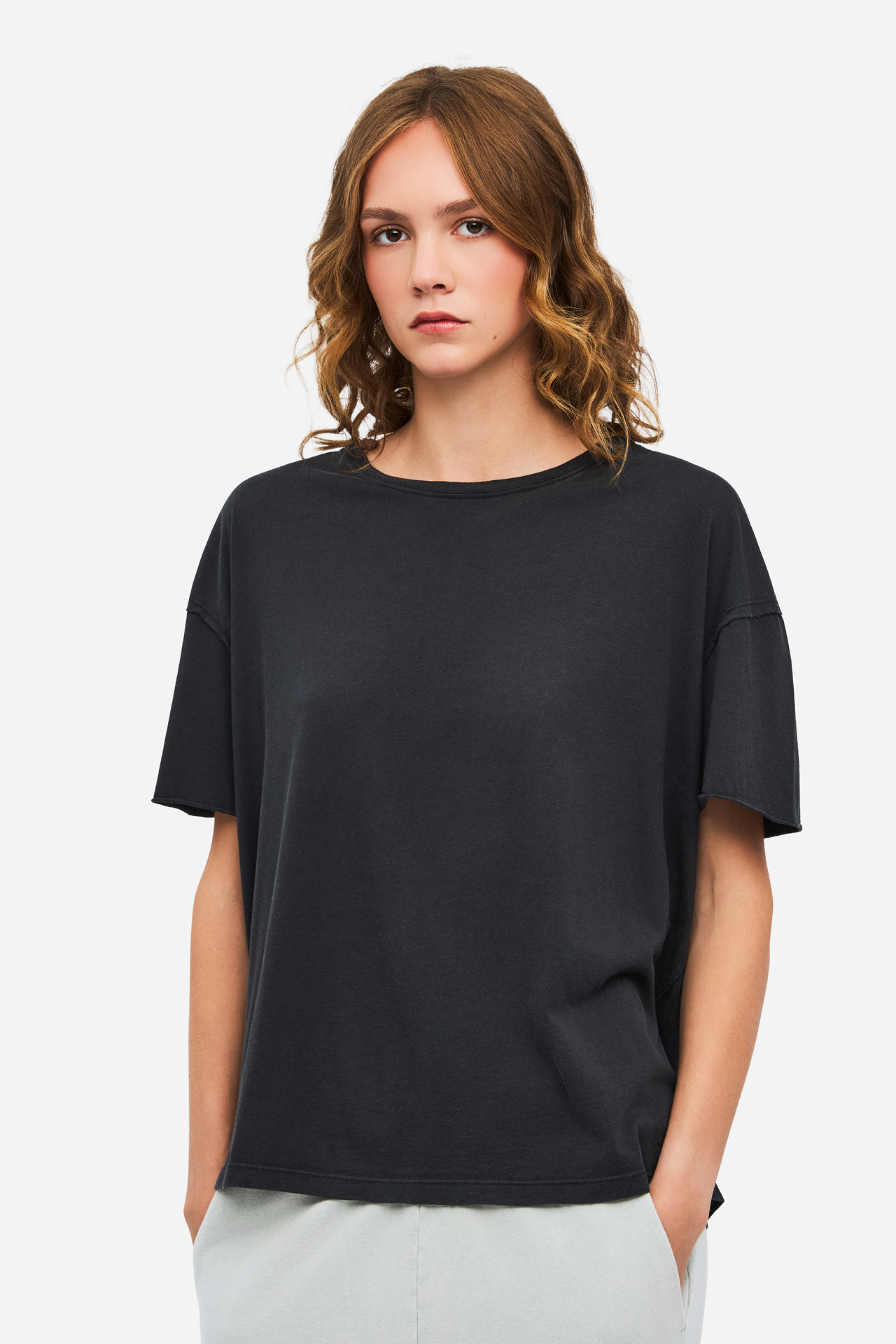 OVERSIZED T-SHIRT WITH RAW EDGES