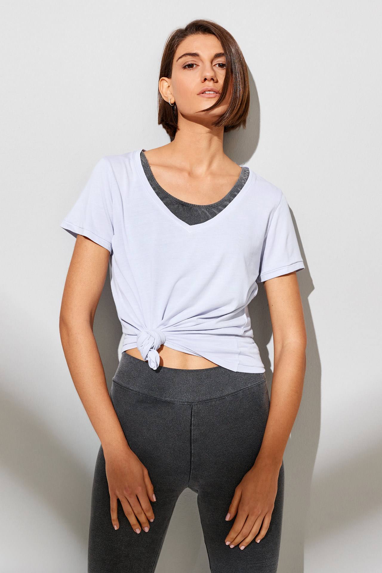 ORGANIC V NECK OPEN STITCH TEE
