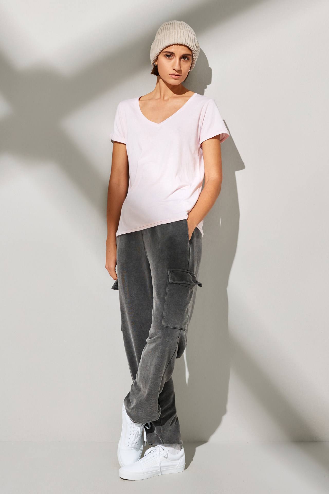 ORGANIC V NECK OPEN STITCH TEE