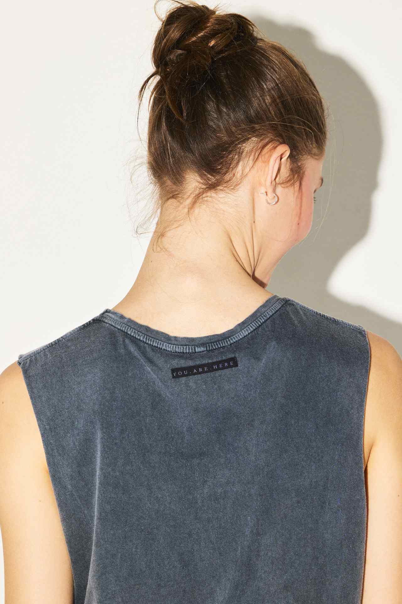Frond Detailed Sleevless Top