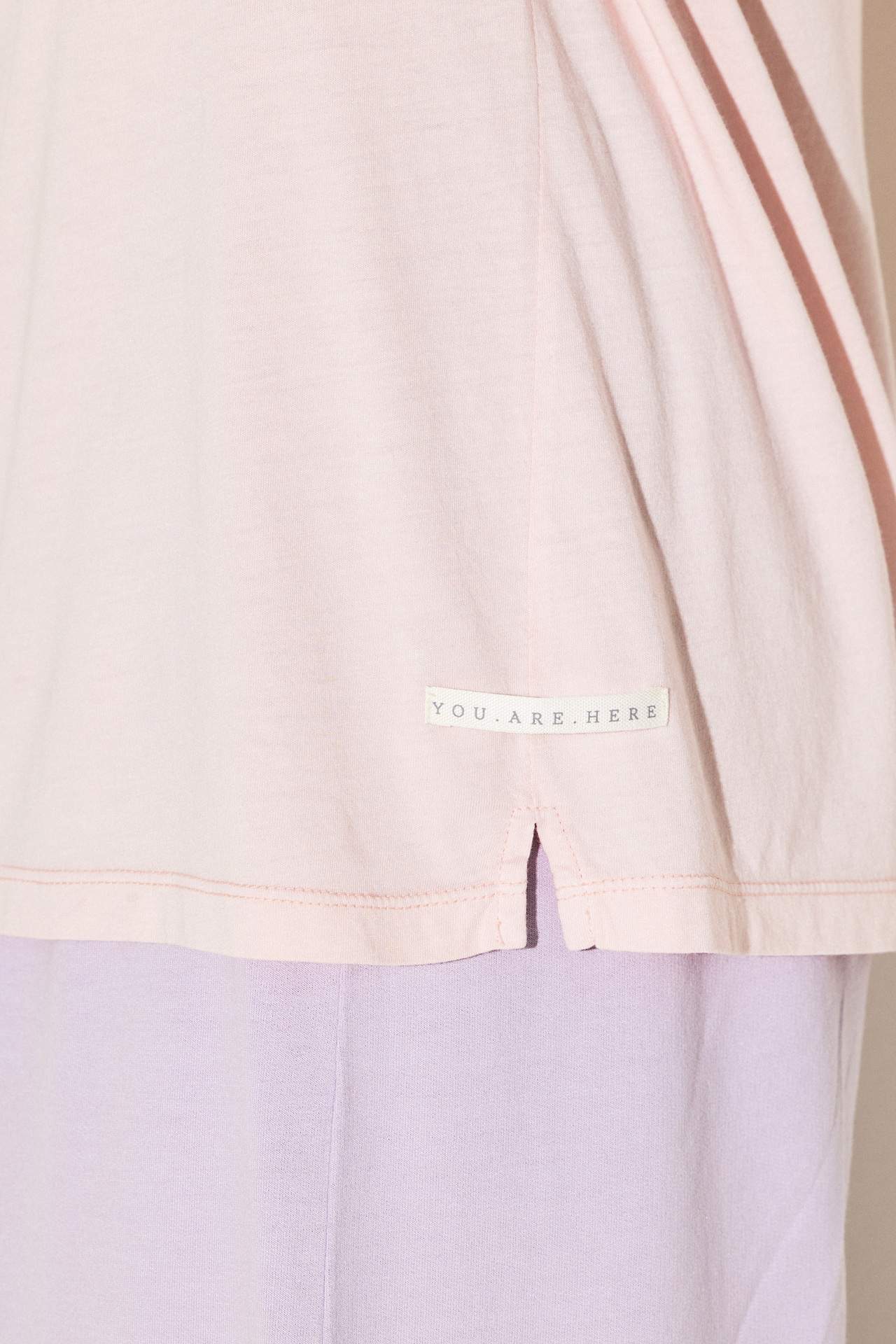 ORGANIC ROUND NECK RAGLAN TEE