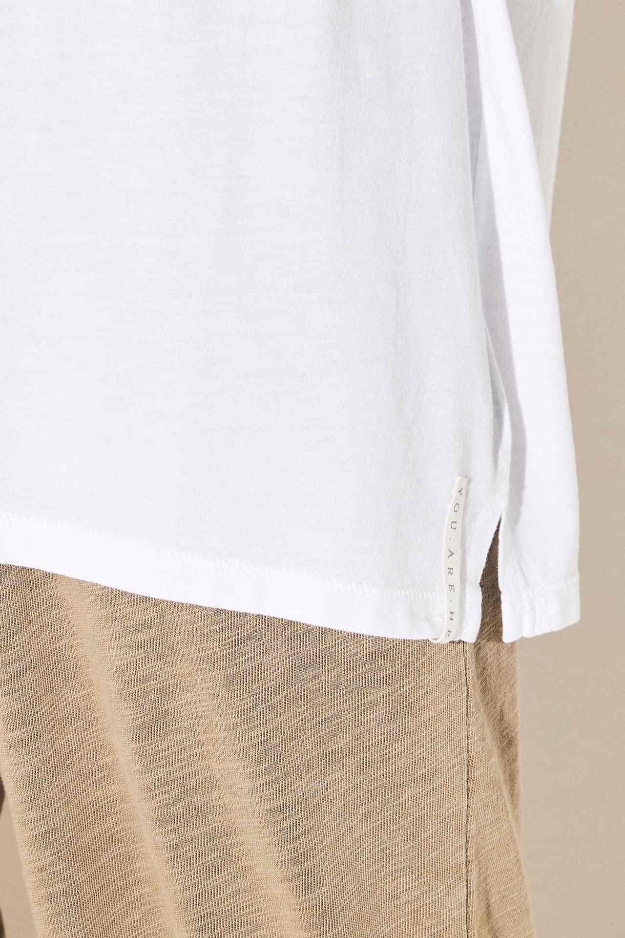 ORGANIC ROUND NECK RAGLAN TEE