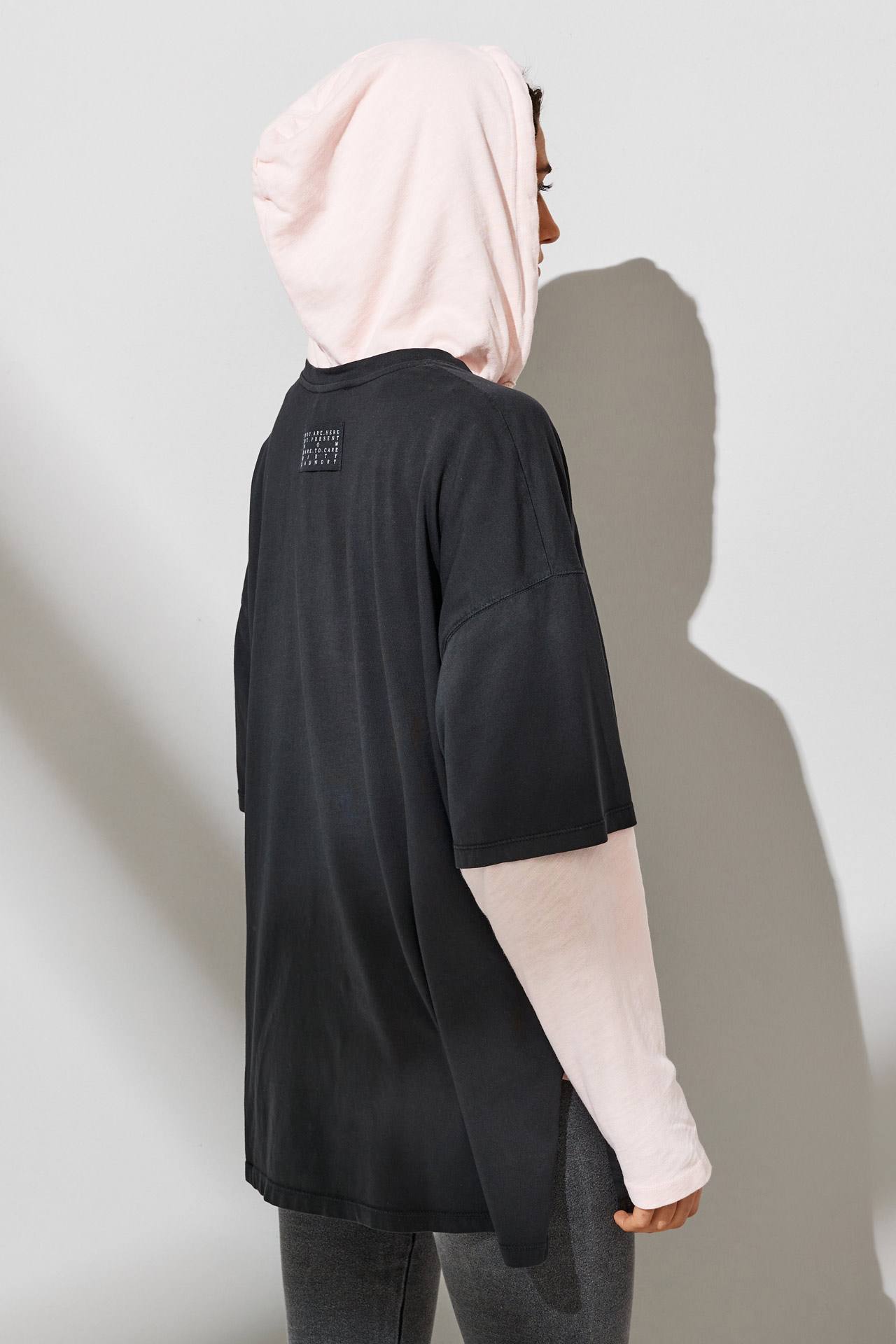ORGANIC OVERSIZE TEE WITH SIDE SLITS