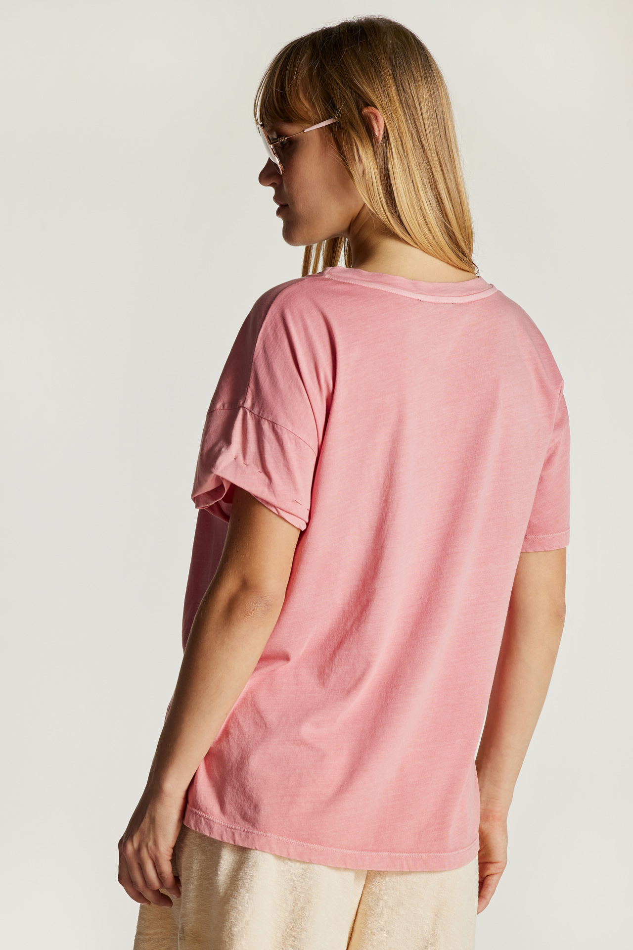 Side Slit Boxy Short Sleeve