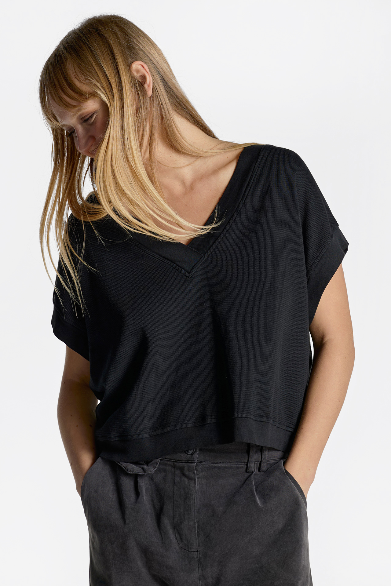 V-Neck Sleeveless