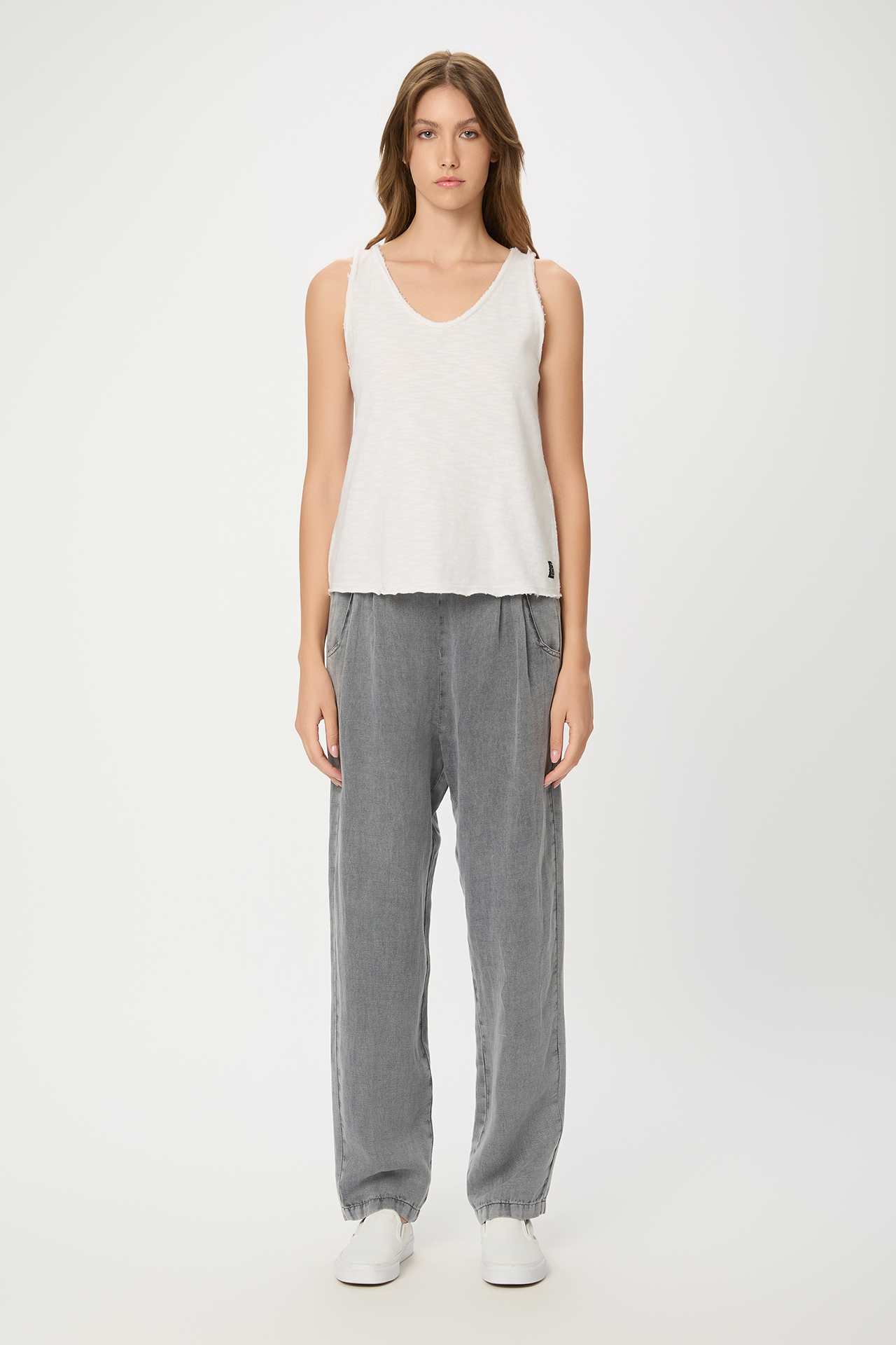 ΤΑΝΚ TOP WITH RAW EDGES