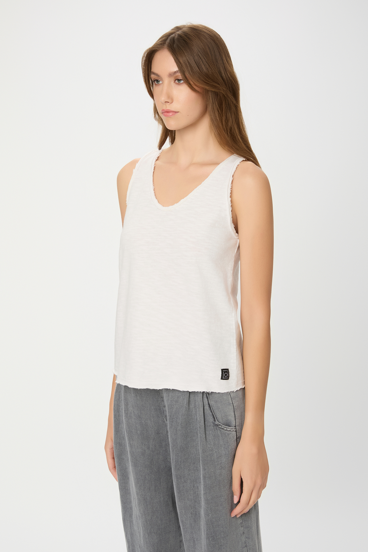 ΤΑΝΚ TOP WITH RAW EDGES