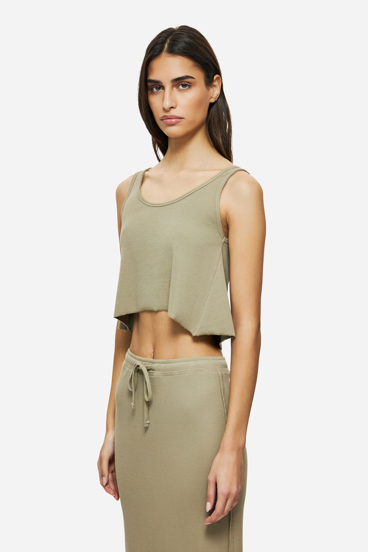 CROPPED TANK TOP WITH RAW EDGES