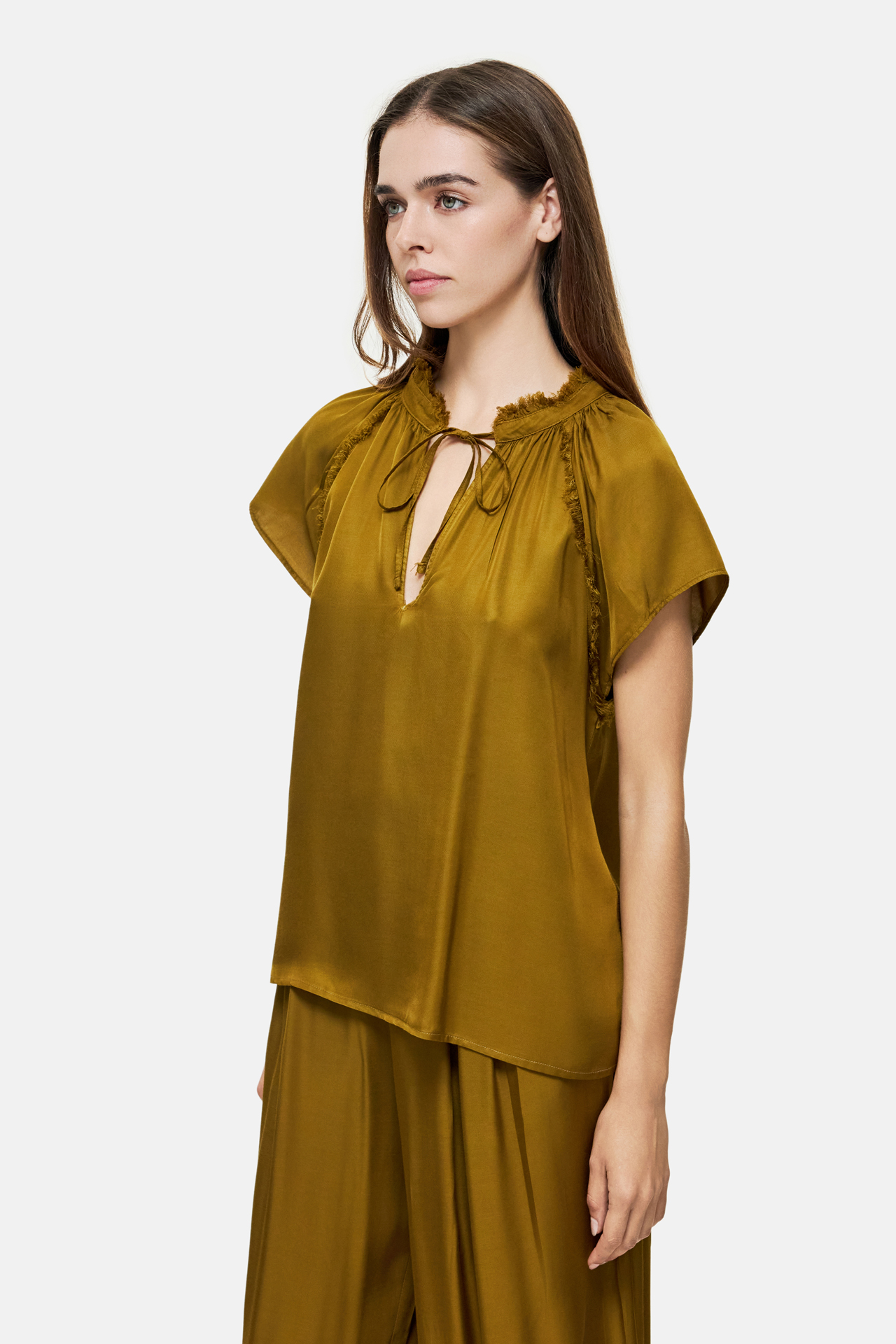 RELAXED RAGLAN TOP