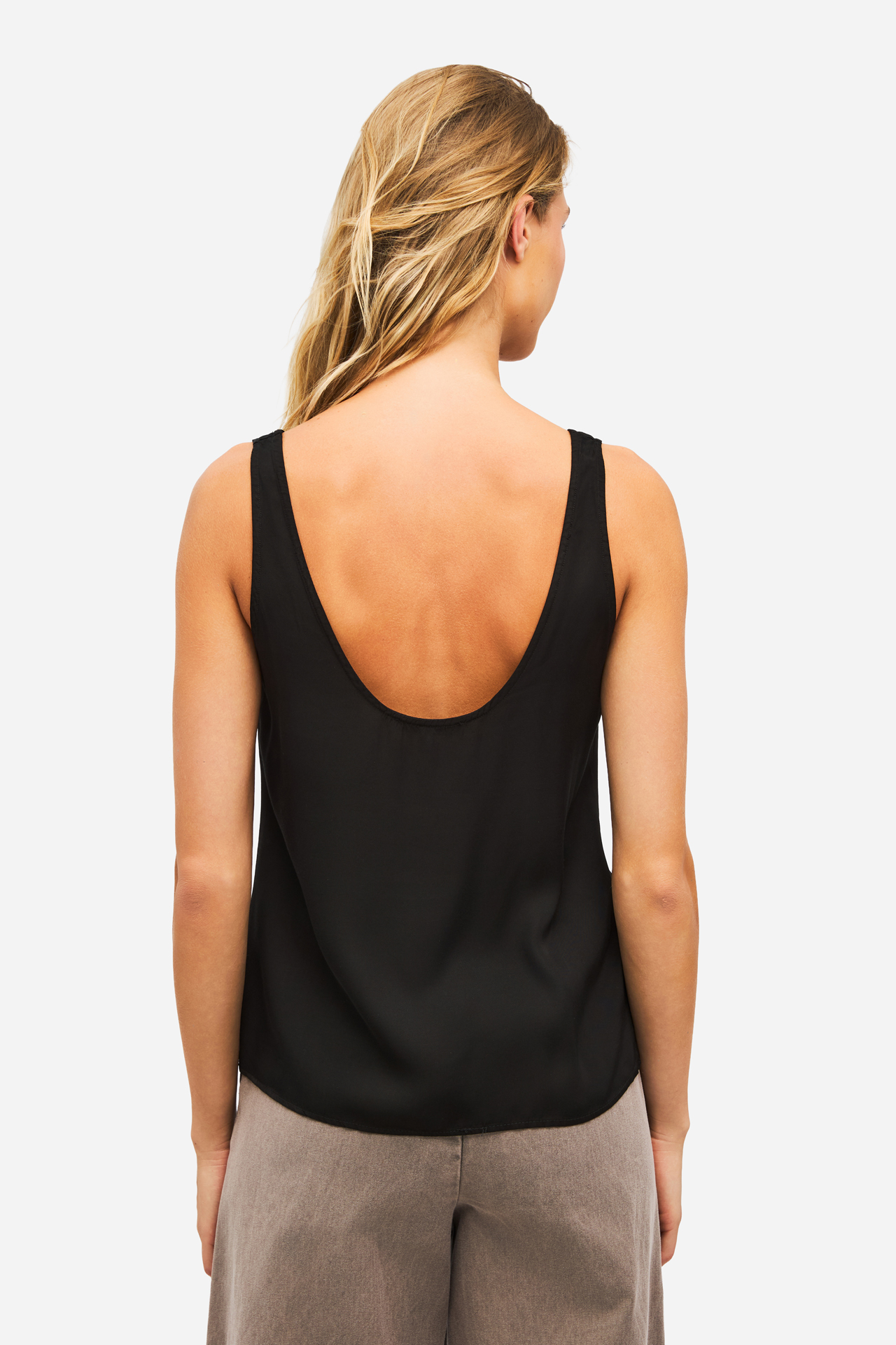 RELAXED SATIN TOP
