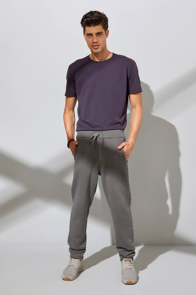 Hidden Front Pockets Clean Cut Sweatpants