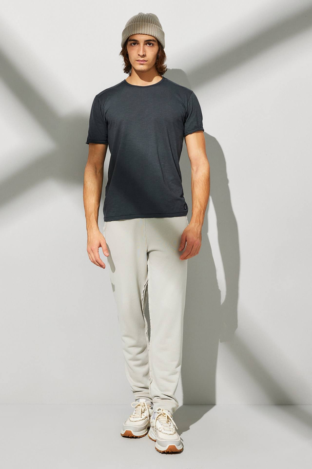 Raw Edge Cut Pocket Sweatpants