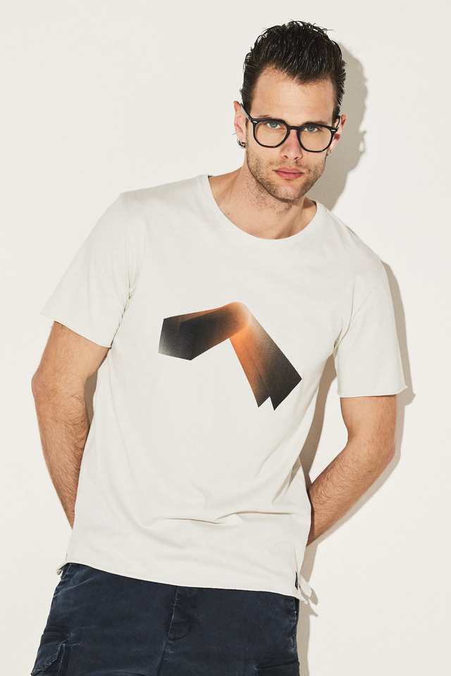 Gradient Now T-Shirt
