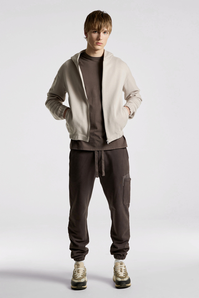 Cargo Detail Sweatpants