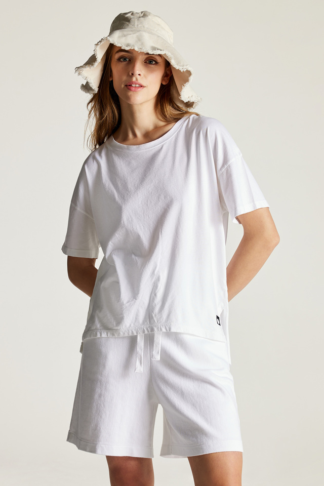 Κοντομάνικο T-shirt Με Πλαινά Ανοίγματα