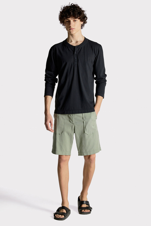Chino Bermuda With External Pockets
