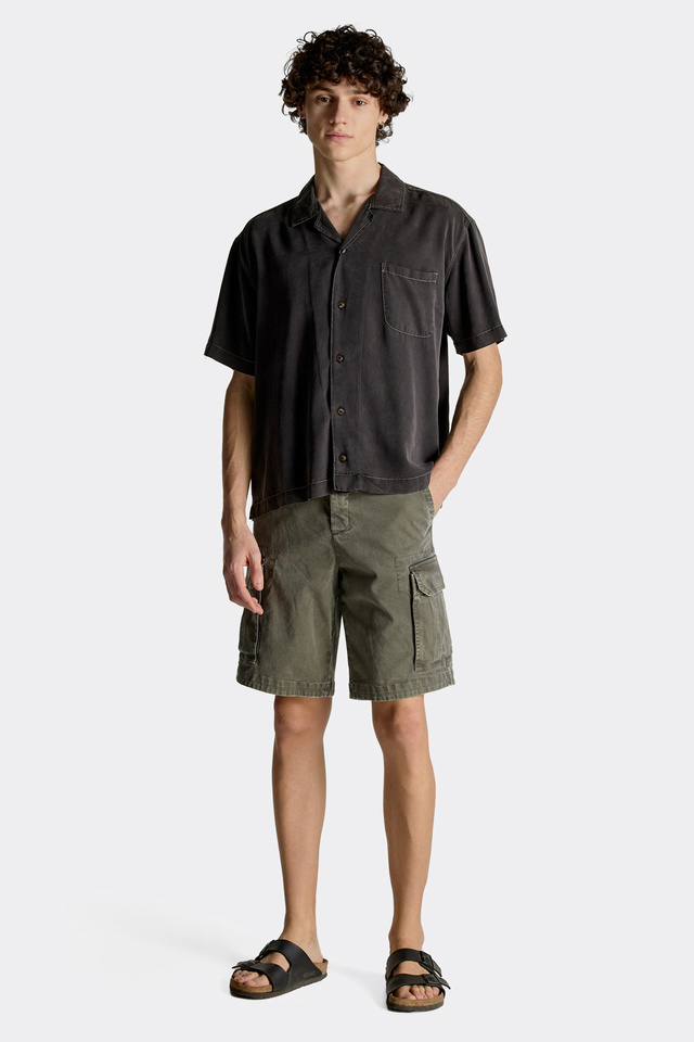 Loose fit Shirt with Camp Collar