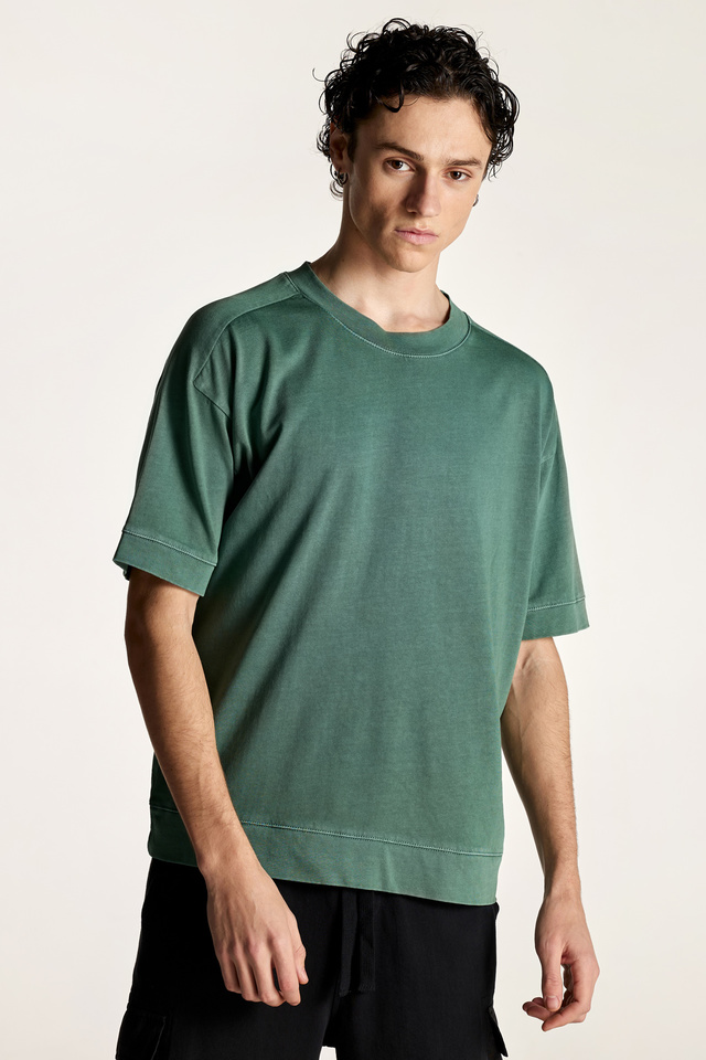 Cotton T-shirt in Loose Fit