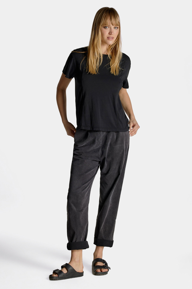 Shortsleeve -Tshirt with Stitching