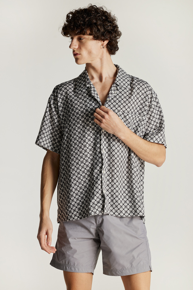 Summer Shirt in Loose Fit