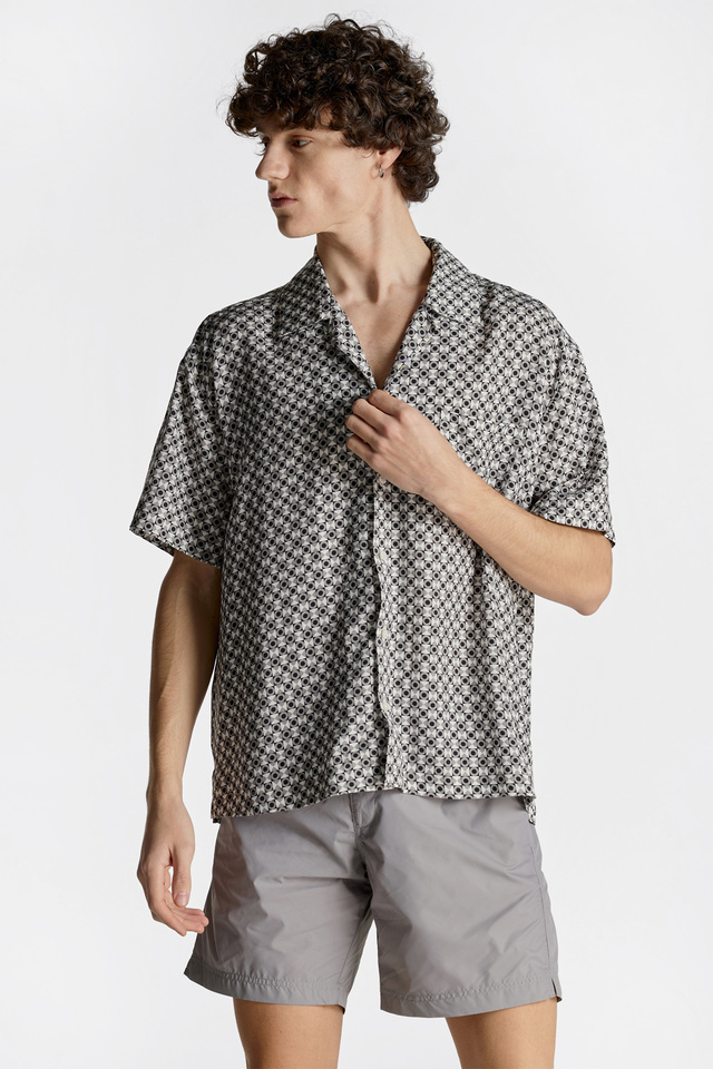Summer Shirt in Loose Fit