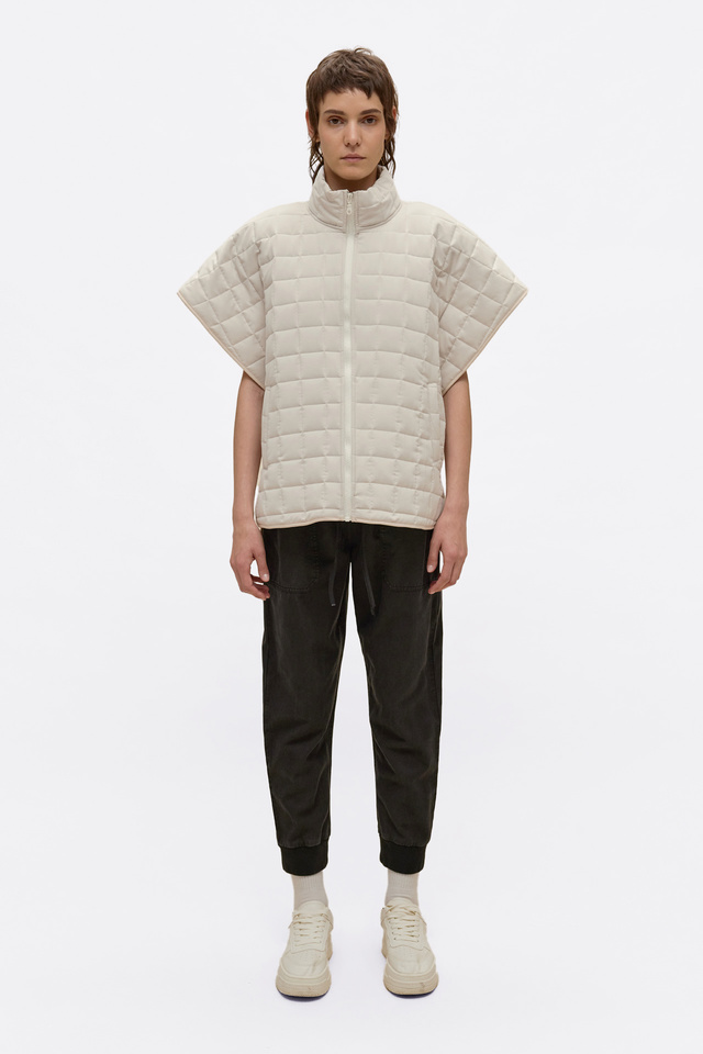 Quilted Poncho in Wide Fit