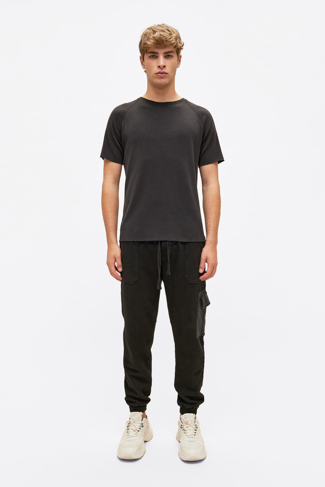T-shirt in Regular Fit with Raglan Sleeves