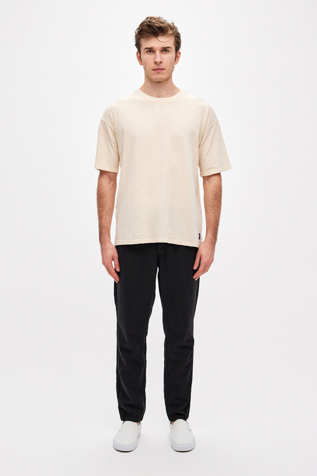 T-Shirt σε Κανονική Γραμμή με Μανίκια Ρεγκλάν